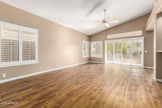 9041 W ESCUDA Drive, Peoria, AZ 85382