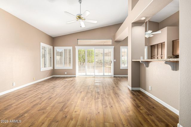 9041 W ESCUDA Drive, Peoria, AZ 85382