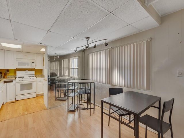 335 NE Tropicalia Lane, Jensen Beach, FL 34957