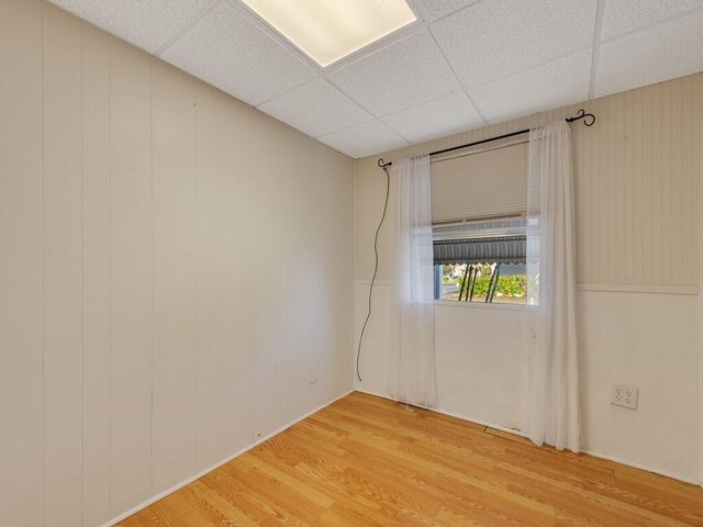 335 NE Tropicalia Lane, Jensen Beach, FL 34957