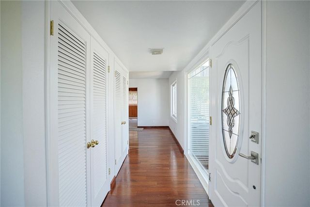 1328 W 214th Street, Torrance, CA 90501