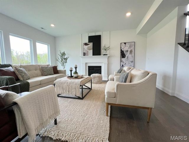 1 TBB OAKDALE C @CALEDONIA, O'fallon, MO 63368
