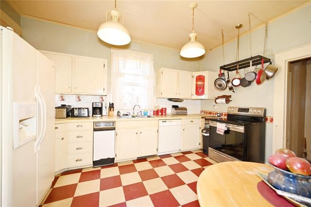 308 R Street, Atchison, KS 66002