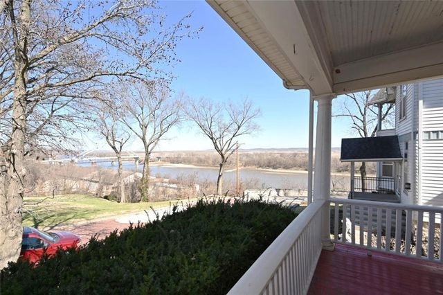 308 R Street, Atchison, KS 66002