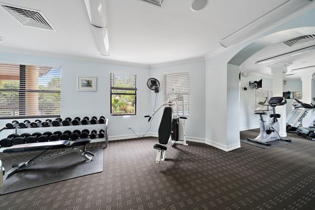 800 Uno Lago Drive 104, Juno Beach, FL 33408