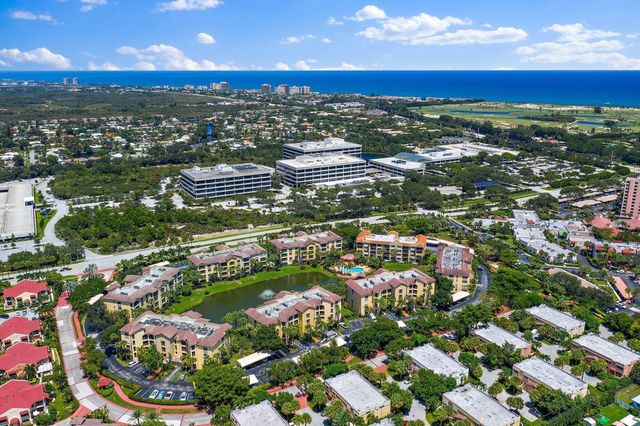 800 Uno Lago Drive 104, Juno Beach, FL 33408