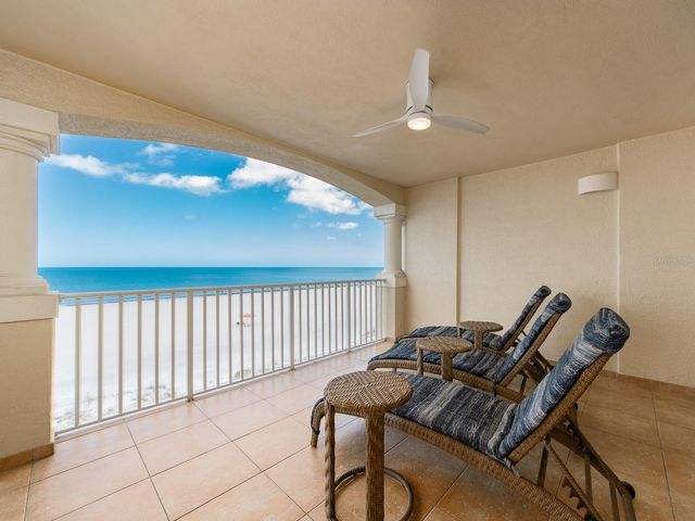 1370 GULF BOULEVARD 402, Clearwater Beach, FL 33767