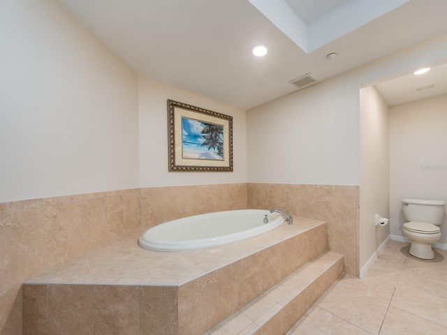 1370 GULF BOULEVARD 402, Clearwater Beach, FL 33767