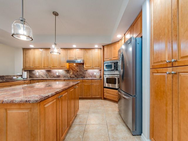 1370 GULF BOULEVARD 402, Clearwater Beach, FL 33767