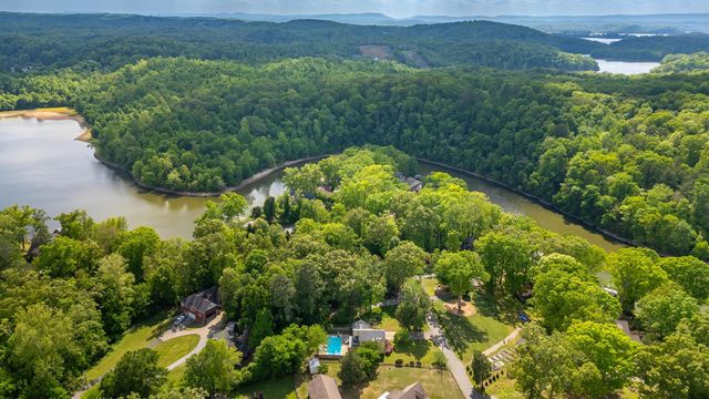 8026 Savannah Lane, Ooltewah, TN 37363