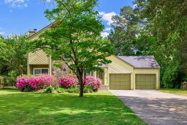 8026 Savannah Lane, Ooltewah, TN 37363
