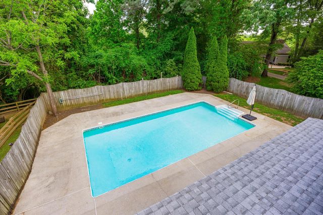 8026 Savannah Lane, Ooltewah, TN 37363