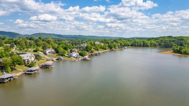 8026 Savannah Lane, Ooltewah, TN 37363