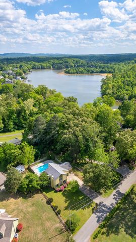 8026 Savannah Lane, Ooltewah, TN 37363