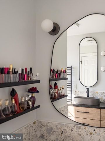 3310 THEODORE R HAGANS DR NE, Washington, DC 20018