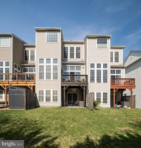 3310 THEODORE R HAGANS DR NE, Washington, DC 20018