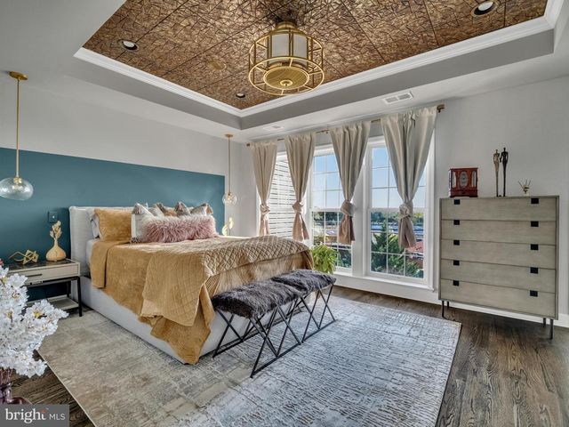 3310 THEODORE R HAGANS DR NE, Washington, DC 20018