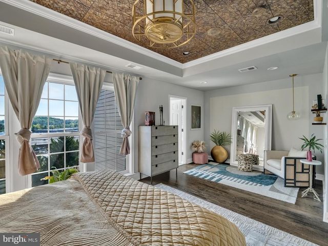 3310 THEODORE R HAGANS DR NE, Washington, DC 20018