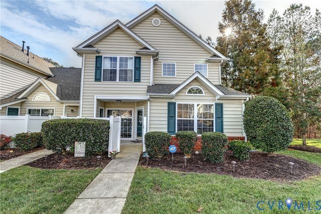 4688 Twin Hickory Lake Dr, Glen Allen, VA 23059