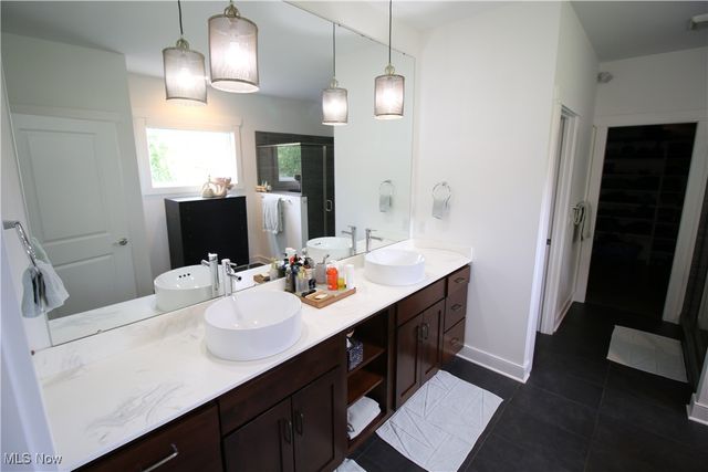 869 Meadow Lane, Wooster, OH 44691