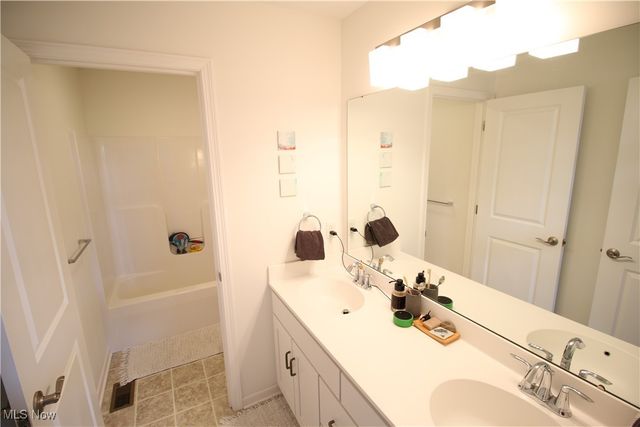 869 Meadow Lane, Wooster, OH 44691