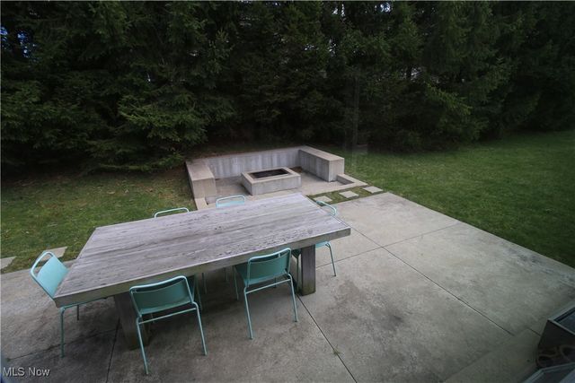 869 Meadow Lane, Wooster, OH 44691