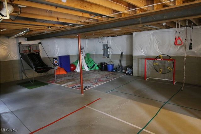 869 Meadow Lane, Wooster, OH 44691