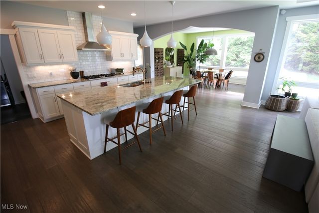 869 Meadow Lane, Wooster, OH 44691