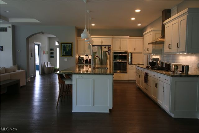 869 Meadow Lane, Wooster, OH 44691