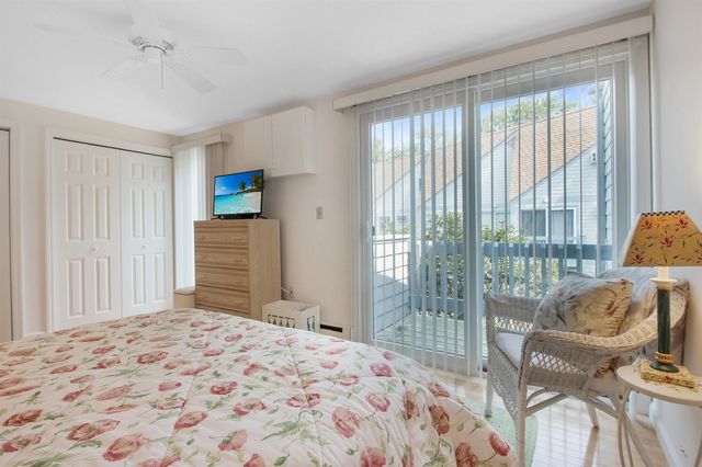 23 Cusack Rd Unit 15, Hampton, NH 03842