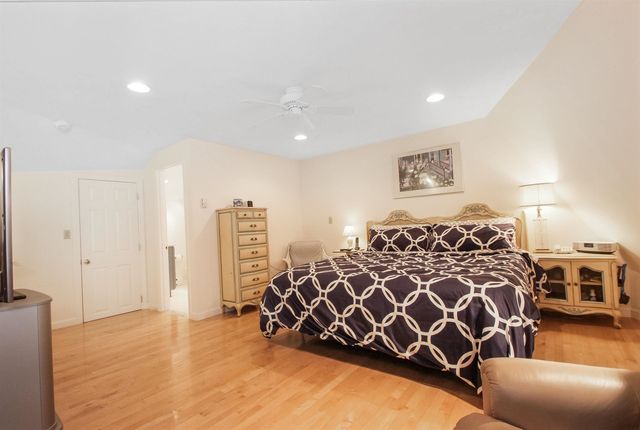 23 Cusack Rd Unit 15, Hampton, NH 03842