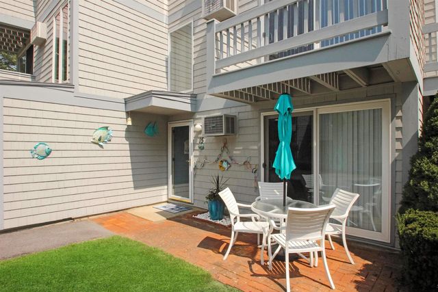 23 Cusack Rd Unit 15, Hampton, NH 03842