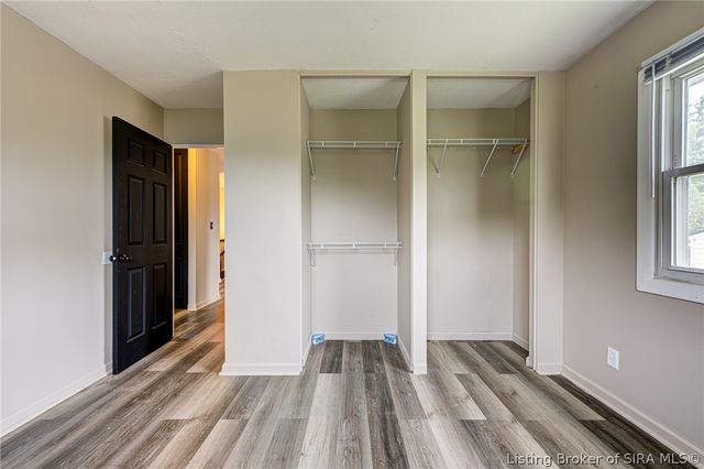 1664 Long Meadow Drive, New Albany, IN 47150