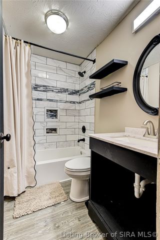 1664 Long Meadow Drive, New Albany, IN 47150