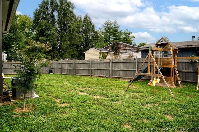 1664 Long Meadow Drive, New Albany, IN 47150