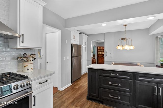 3405 Pelham Road, Ottawa Hills, OH 43606