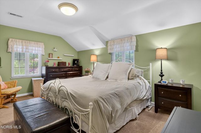 3405 Pelham Road, Ottawa Hills, OH 43606
