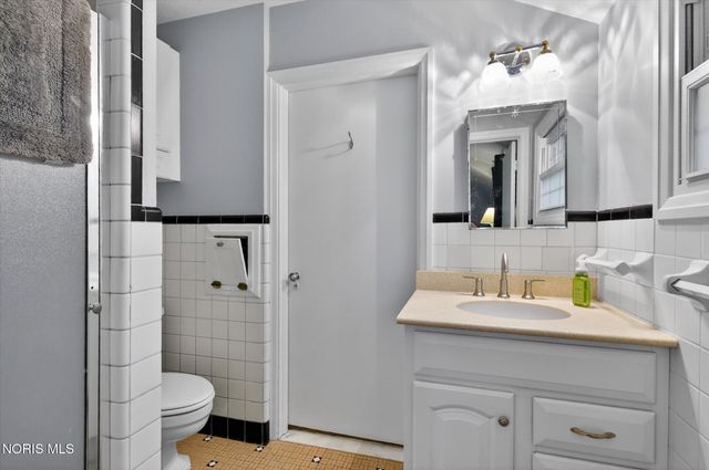 3405 Pelham Road, Ottawa Hills, OH 43606
