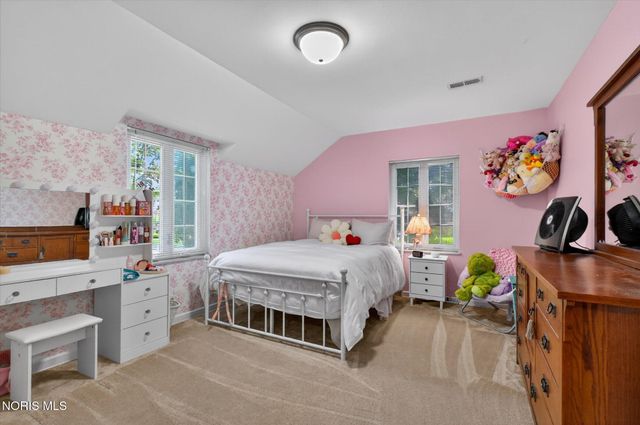 3405 Pelham Road, Ottawa Hills, OH 43606
