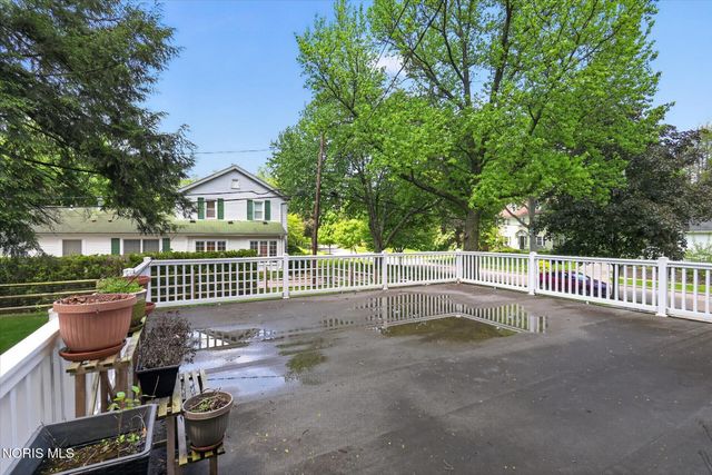 3405 Pelham Road, Ottawa Hills, OH 43606