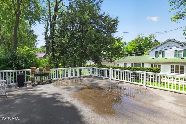 3405 Pelham Road, Ottawa Hills, OH 43606
