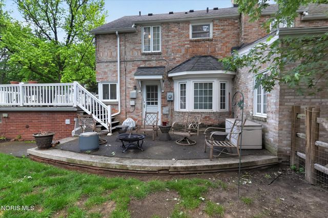3405 Pelham Road, Ottawa Hills, OH 43606