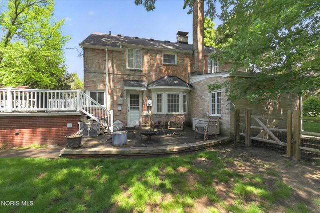 3405 Pelham Road, Ottawa Hills, OH 43606