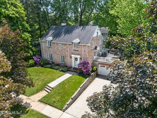 3405 Pelham Road, Ottawa Hills, OH 43606