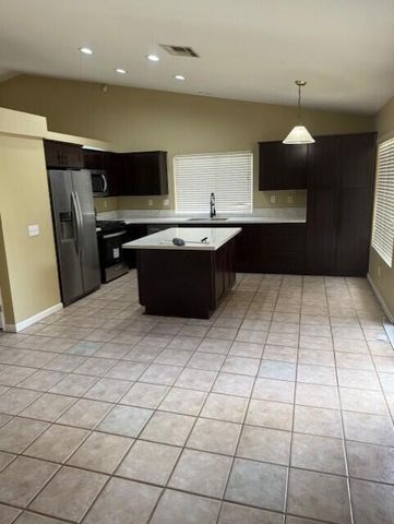 49084 Violet Street, Indio, CA 92201