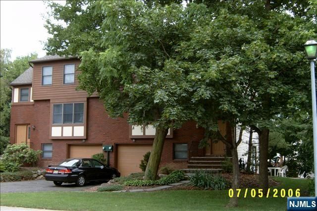 37 1-2 SMITH Street, Waldwick, NJ 07463