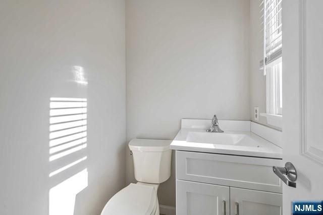 37 1-2 SMITH Street, Waldwick, NJ 07463