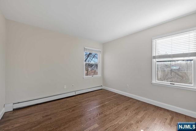 37 1-2 SMITH Street, Waldwick, NJ 07463