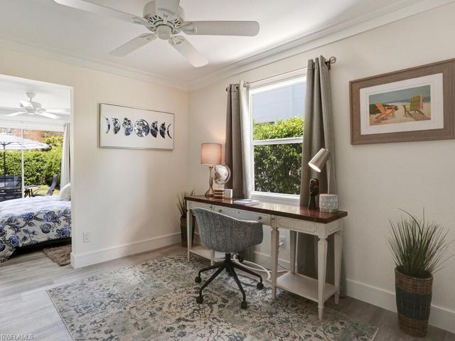 1279 10th AVE N, Naples, FL 34102