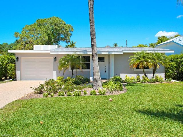 1279 10th AVE N, Naples, FL 34102